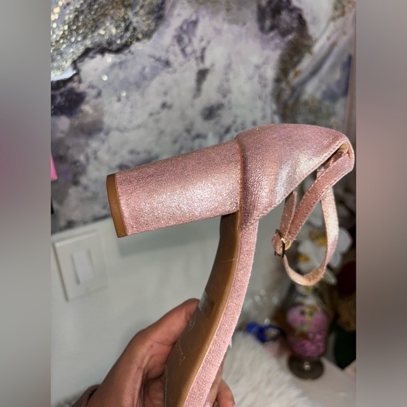 Dream pairs heels - Picture 6 of 8